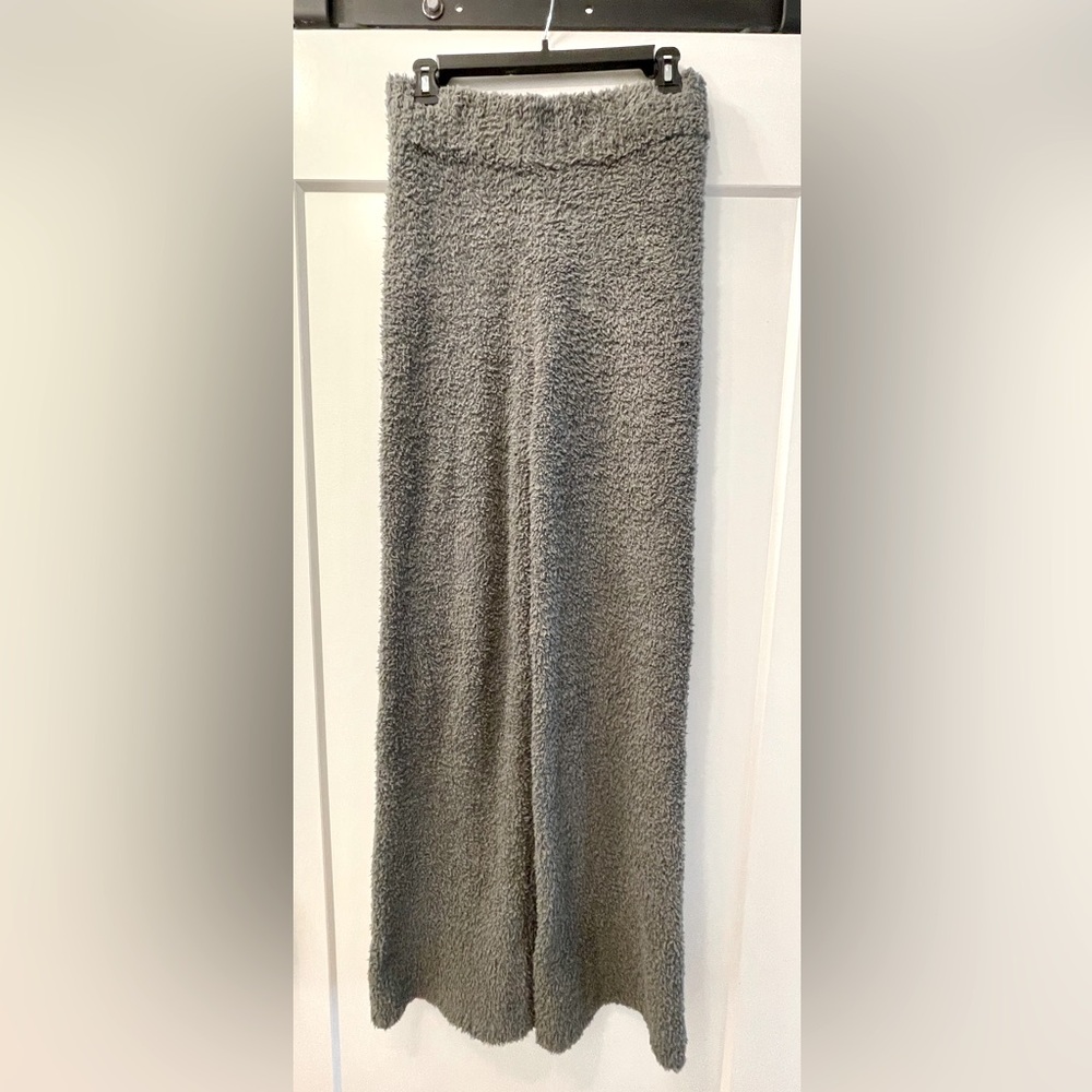 Skims lounge pants in grey, size small/medium